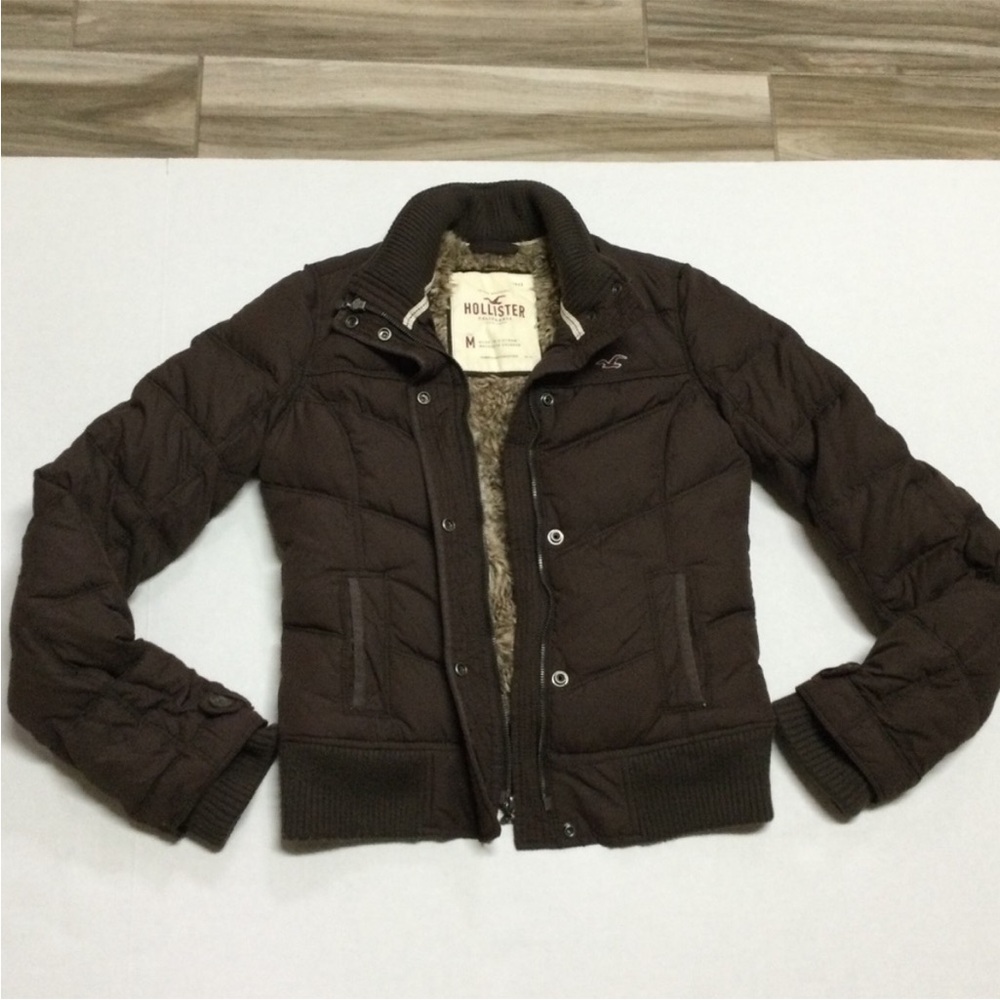 Hollister Puffer Jacket Medium